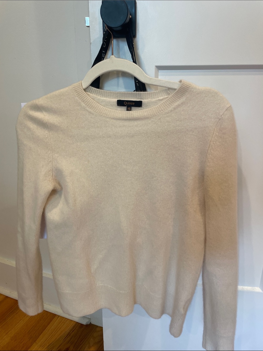 Quince Mongolian Cashmere Crewneck Sweater